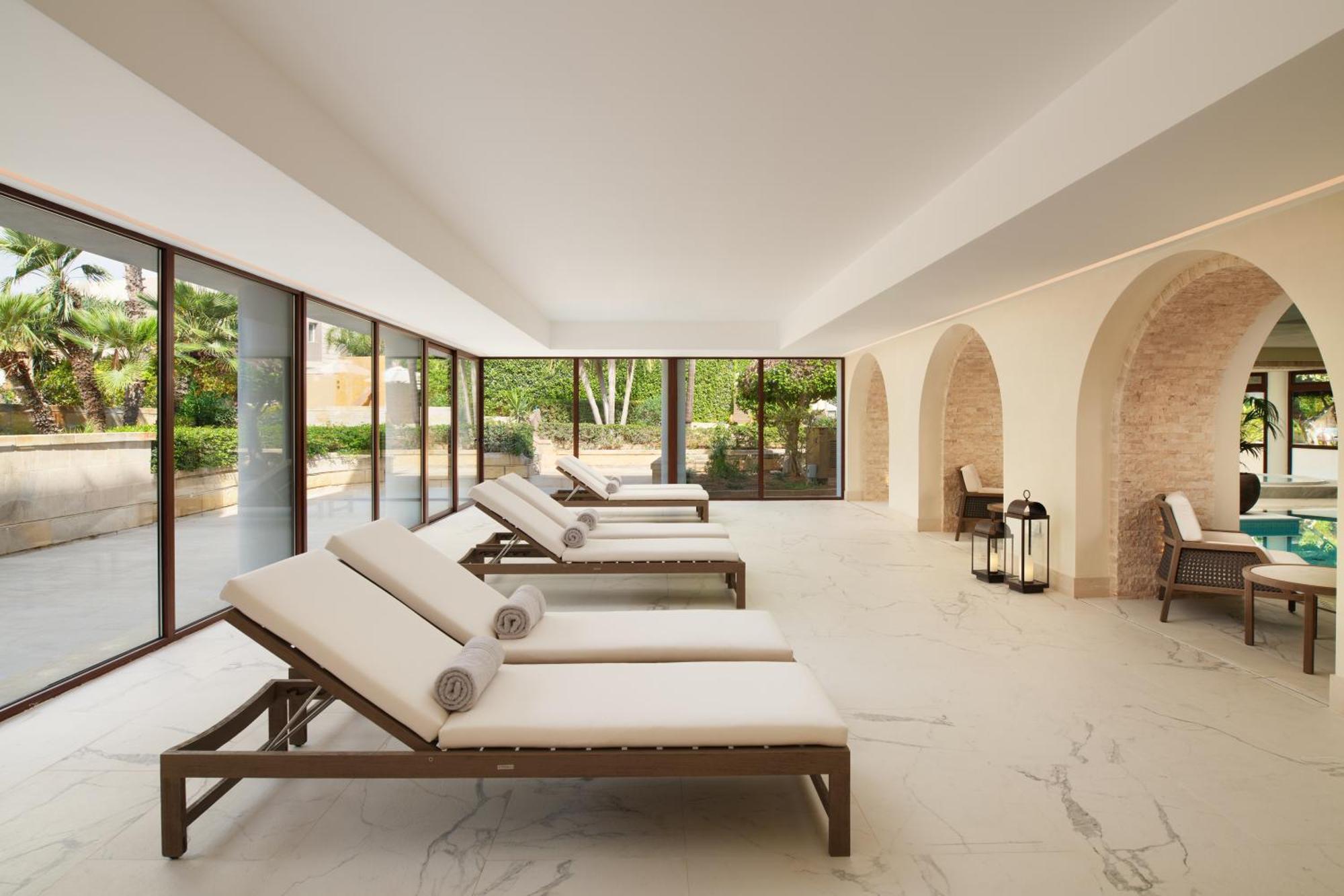 فندق وسبا كورينثيا بالاس أتارد المظهر الخارجي الصورة Spa at The Westin Palace Madrid
